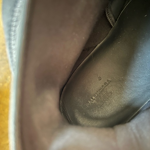 Balenciaga high top sneakers size 13 - Picture 4 of 10